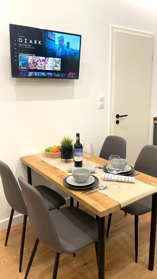 Sipsix Apartment - Modern 2 Bedroom Newly Renovated Flat With Ac In Budapest City Centre Exterior photo