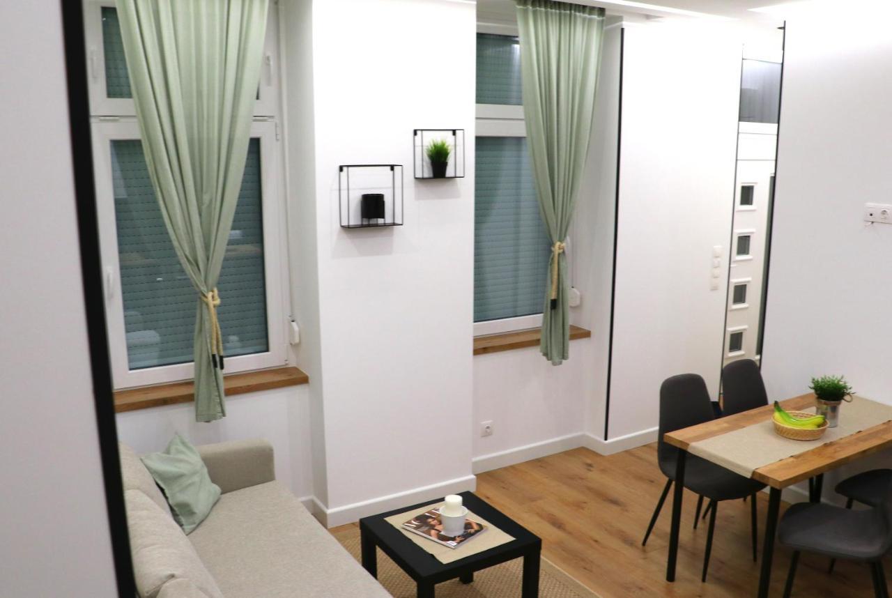 Sipsix Apartment - Modern 2 Bedroom Newly Renovated Flat With Ac In Budapest City Centre Exterior photo
